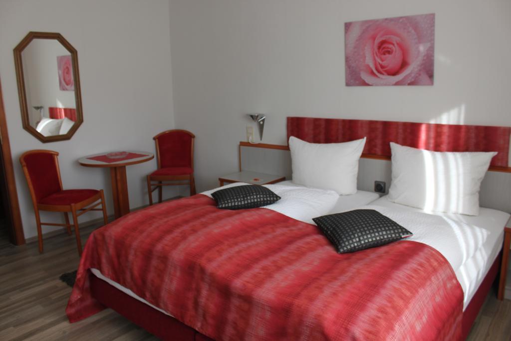 Berghotel Waidmannsheil Battenberg  Esterno foto
